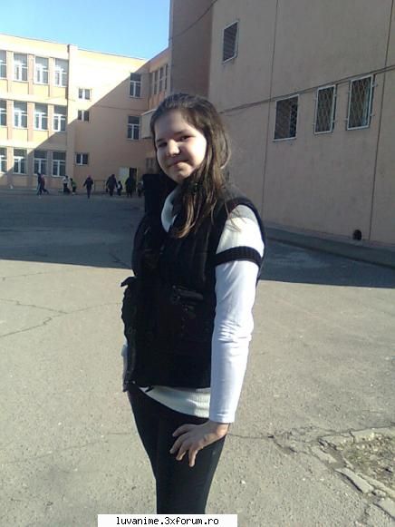 sa facem cunostinta!! - Buna yo sunt pustoaika_rasfatzata_ruxxy.....shi - Prezentare